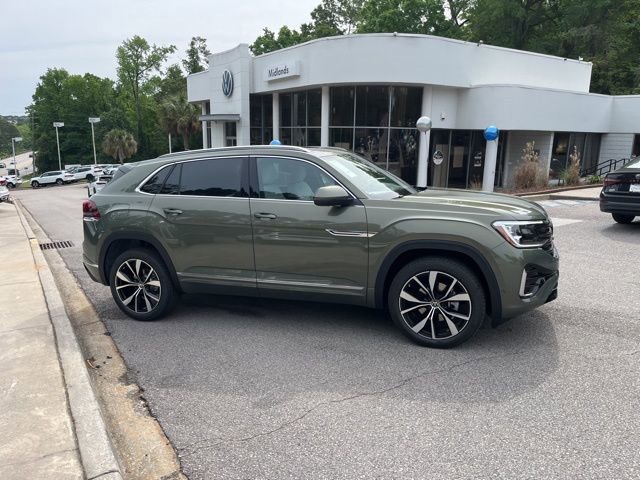 New 2026 Volkswagen Atlas Cross Sport SEL Premium R-Line image 2