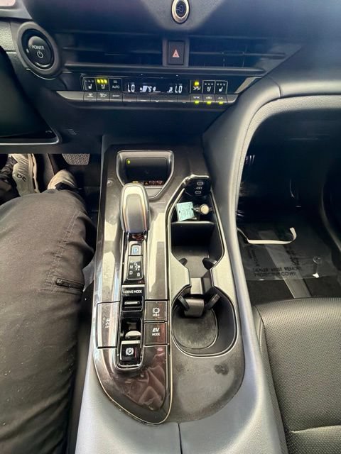 Used 2025 Toyota Crown AWD/4WD image 23