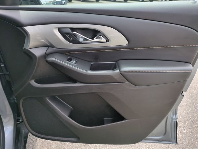 Used 2021 Chevrolet Traverse LS w/ LPO, Floor Liner Package FWD image 33