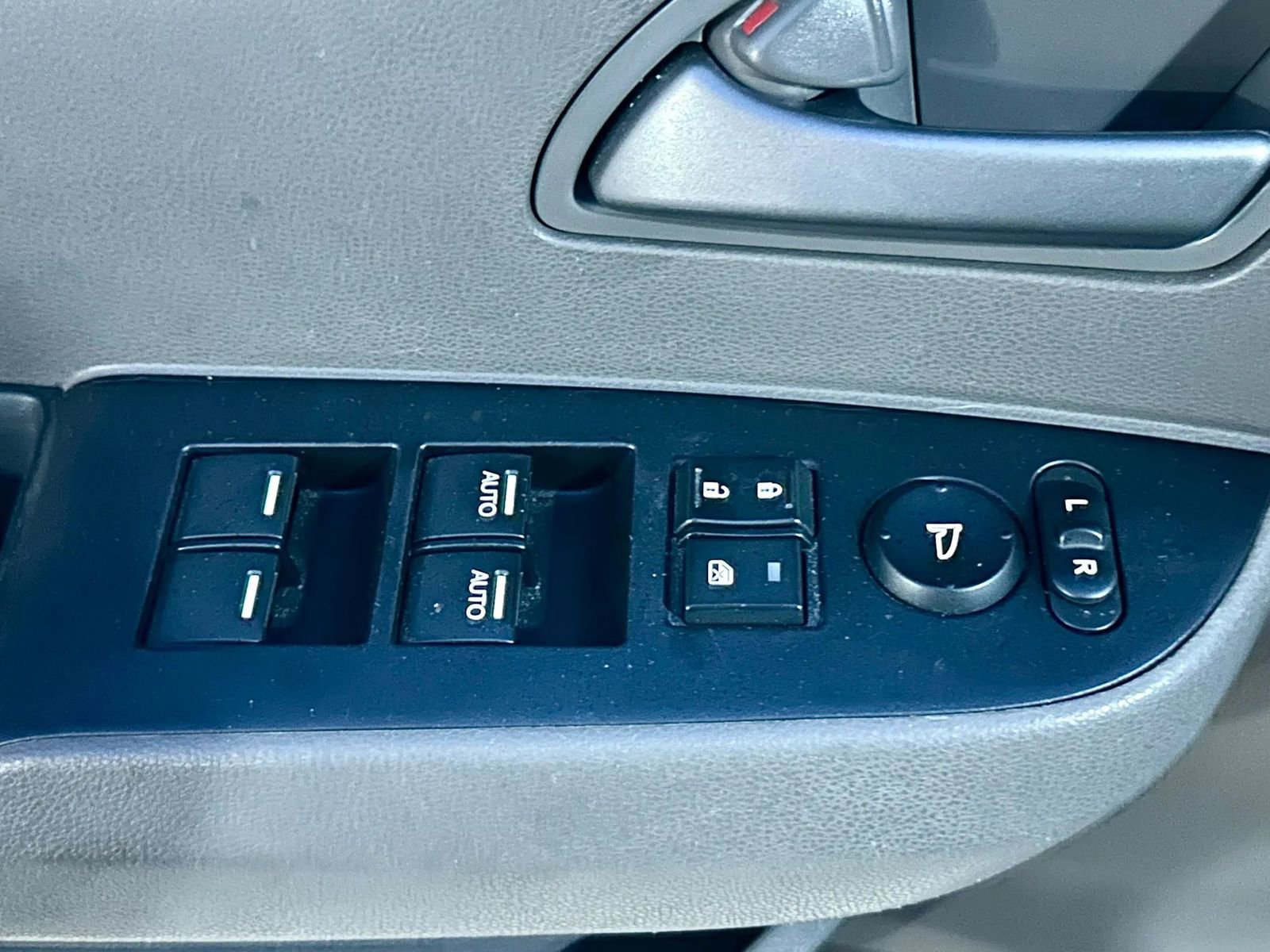 Used 2013 Honda Odyssey EX-L image 44