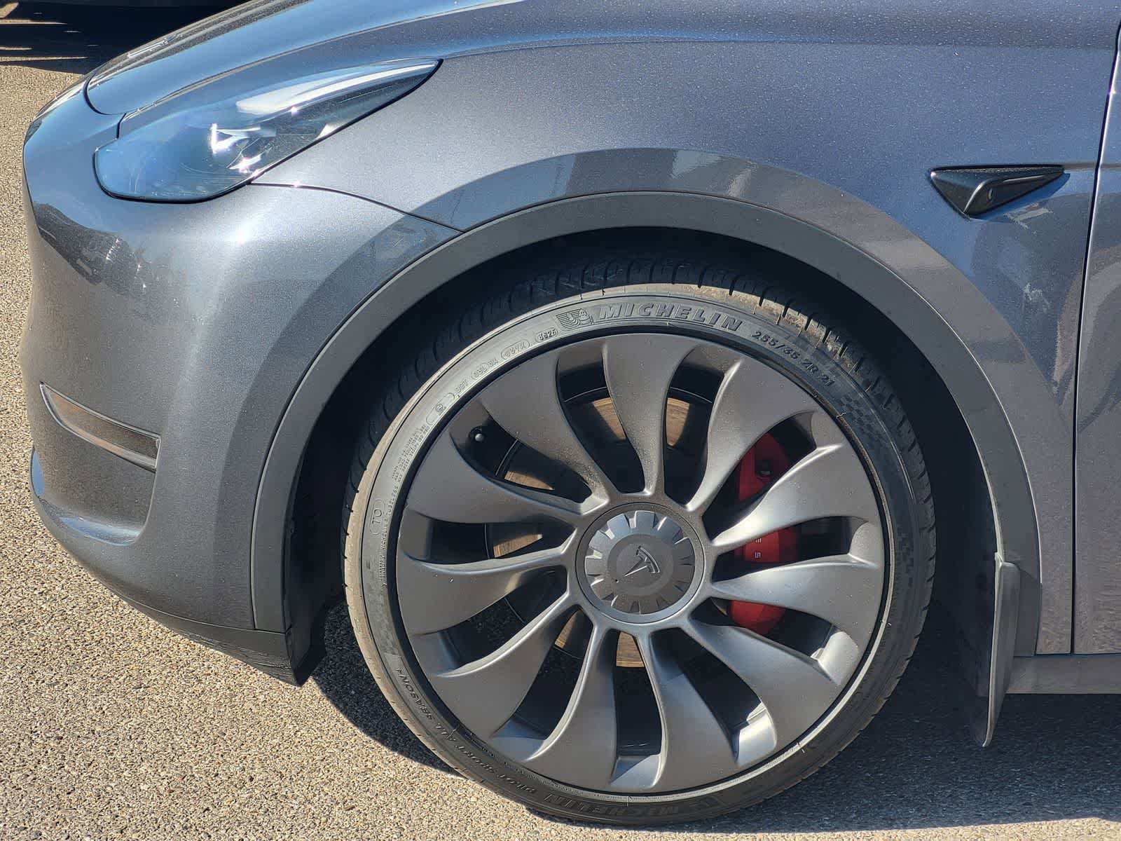 Used 2023 Tesla Model Y Performance AWD/4WD image 7