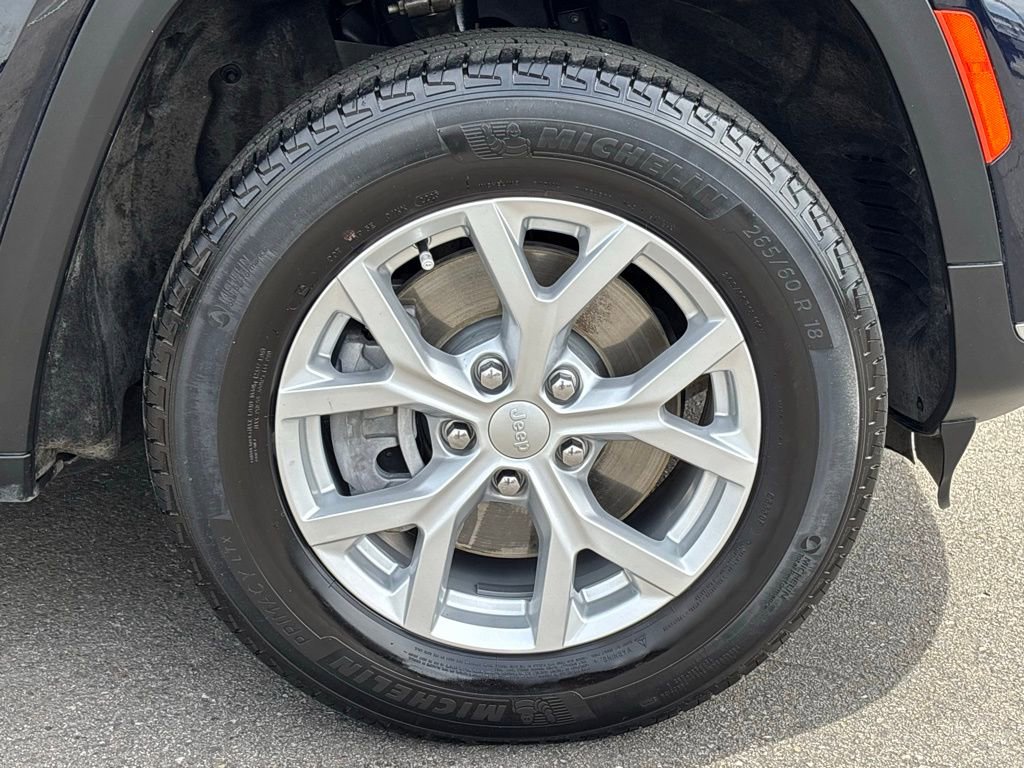 Used 2023 Jeep Grand Cherokee L Limited RWD image 27