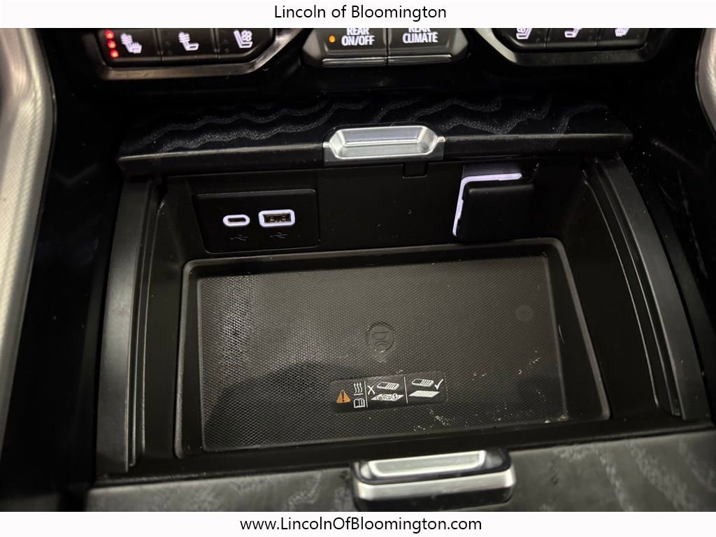 Used 2022 GMC Yukon XL Denali image 32