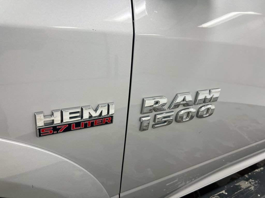 Used 2014 RAM 1500 Laramie AWD/4WD image 25