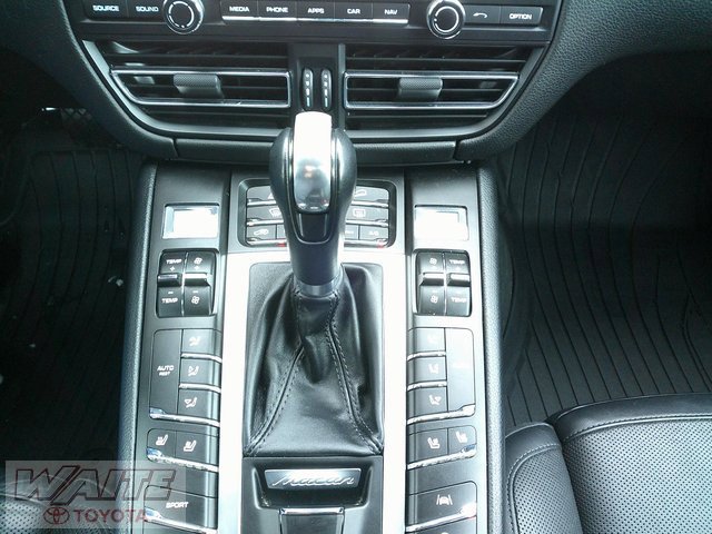 Used 2019 Porsche Macan image 16