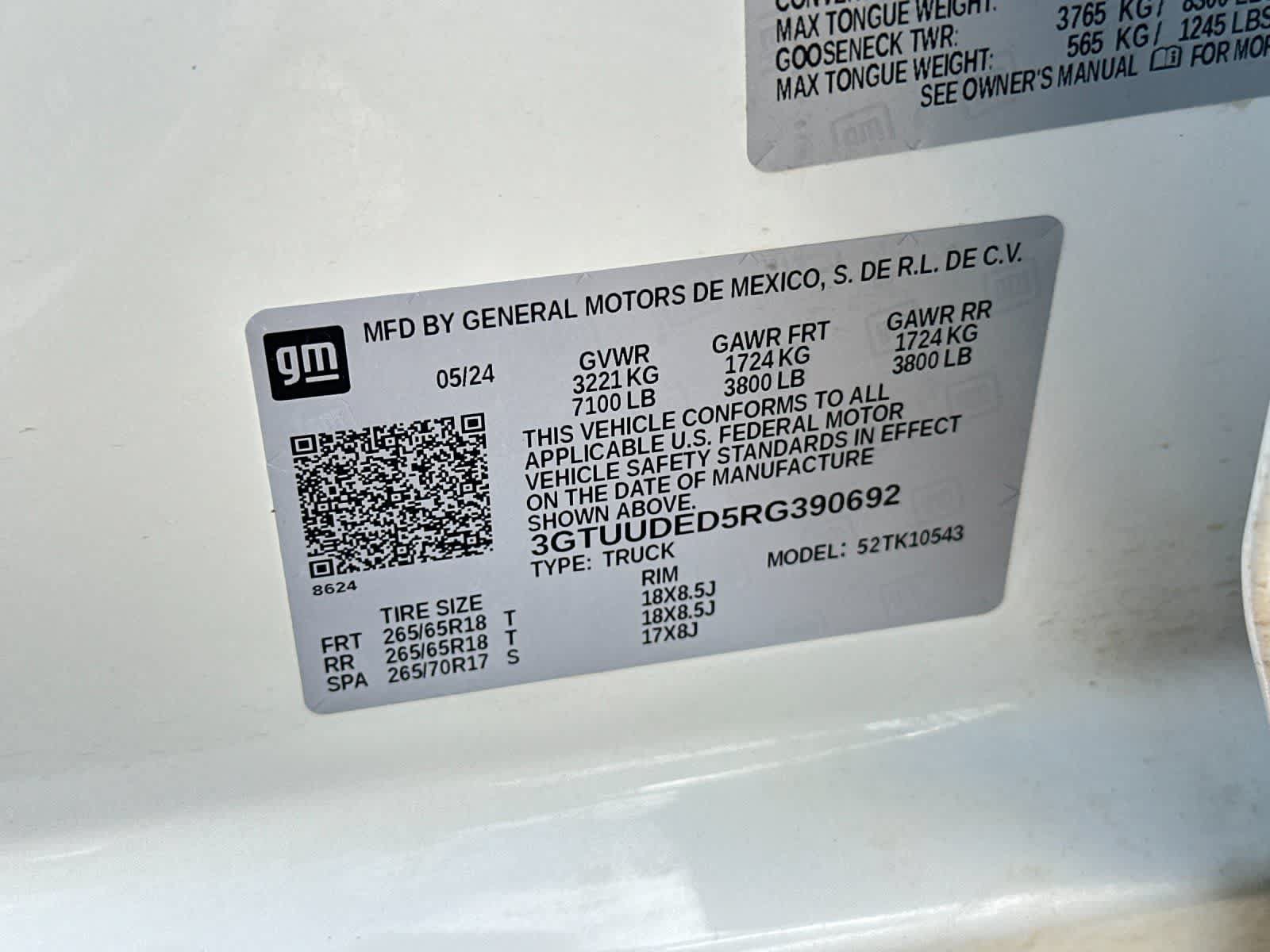 Used 2024 GMC Sierra 1500 SLT AWD/4WD image 27