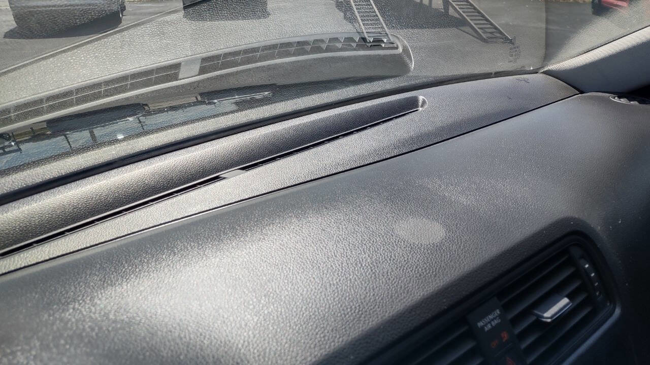 Used 2015 Volkswagen Jetta S image 17