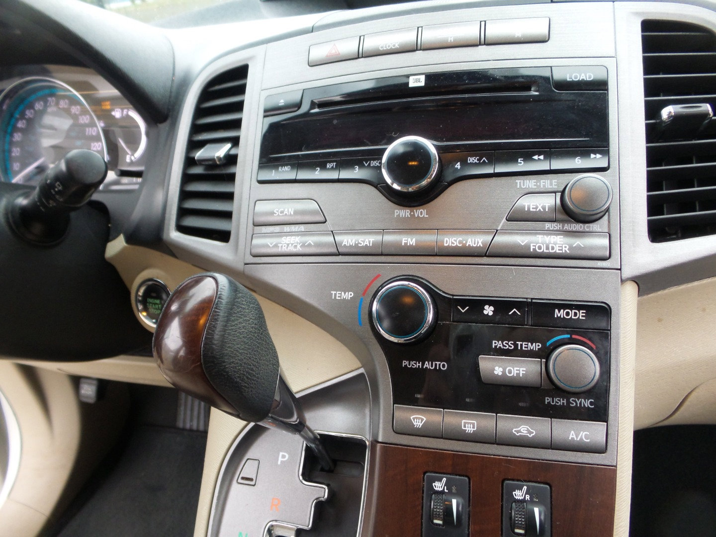 Used 2009 Toyota Venza image 25