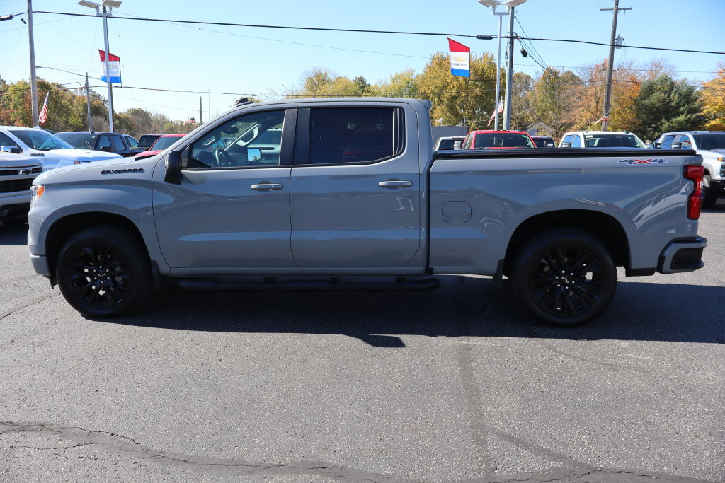 Used 2024 Chevrolet Silverado 1500 RST w/ LPO, Liner Protection Package AWD/4WD image 24