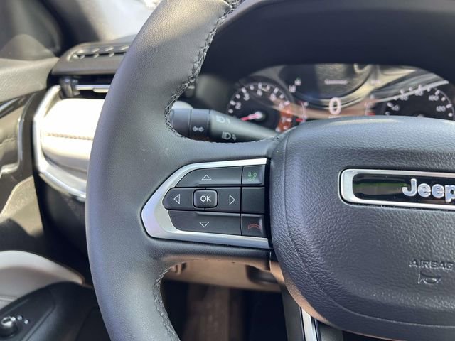 Certified 2023 Jeep Compass Limited image 17