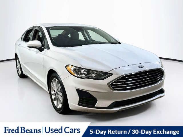 Used 2019 Ford Fusion SE FWD image 1