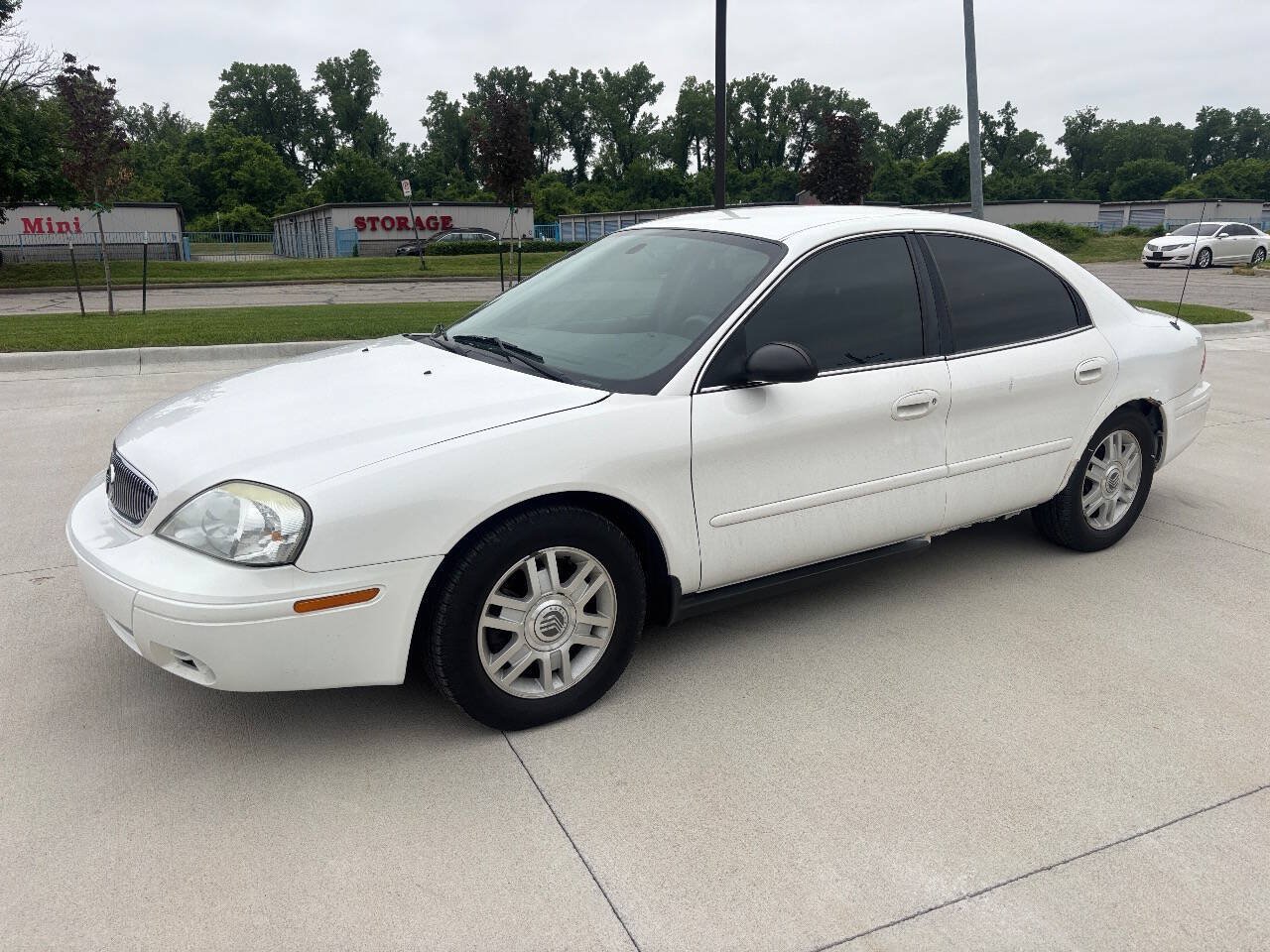 Used 2005 Mercury Sable GS FWD image 1