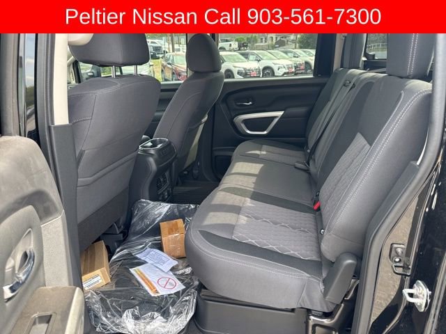 Used 2024 Nissan Titan SV w/ SV Convenience Package image 21