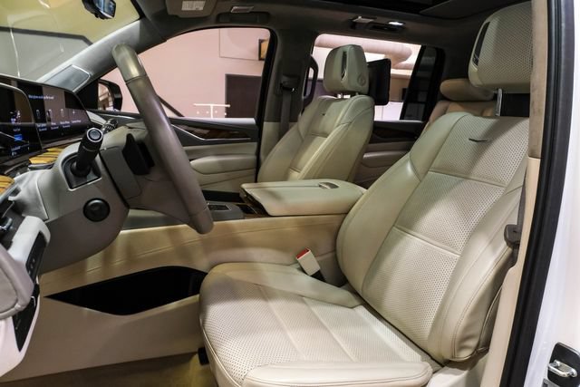 Used 2021 Cadillac Escalade ESV Sport Platinum RWD image 33