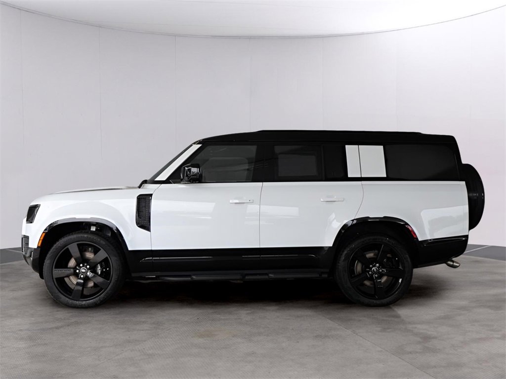 New 2025 Land Rover Defender 130 V8 image 7