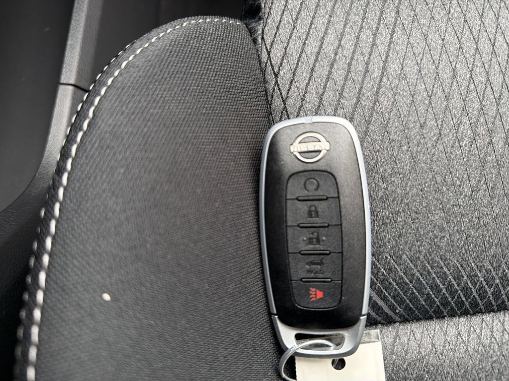 New 2026 Nissan Rogue SV image 25