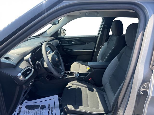 Used 2023 Chevrolet TrailBlazer LT w/ Convenience Package AWD/4WD image 10