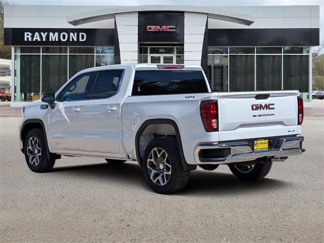 New 2026 GMC Sierra 1500 SLE image 3
