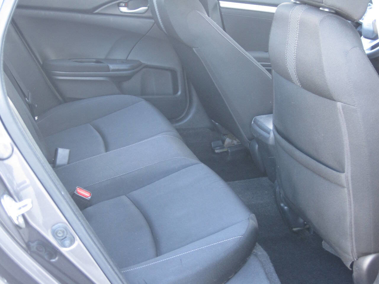 Used 2018 Honda Civic EX image 29