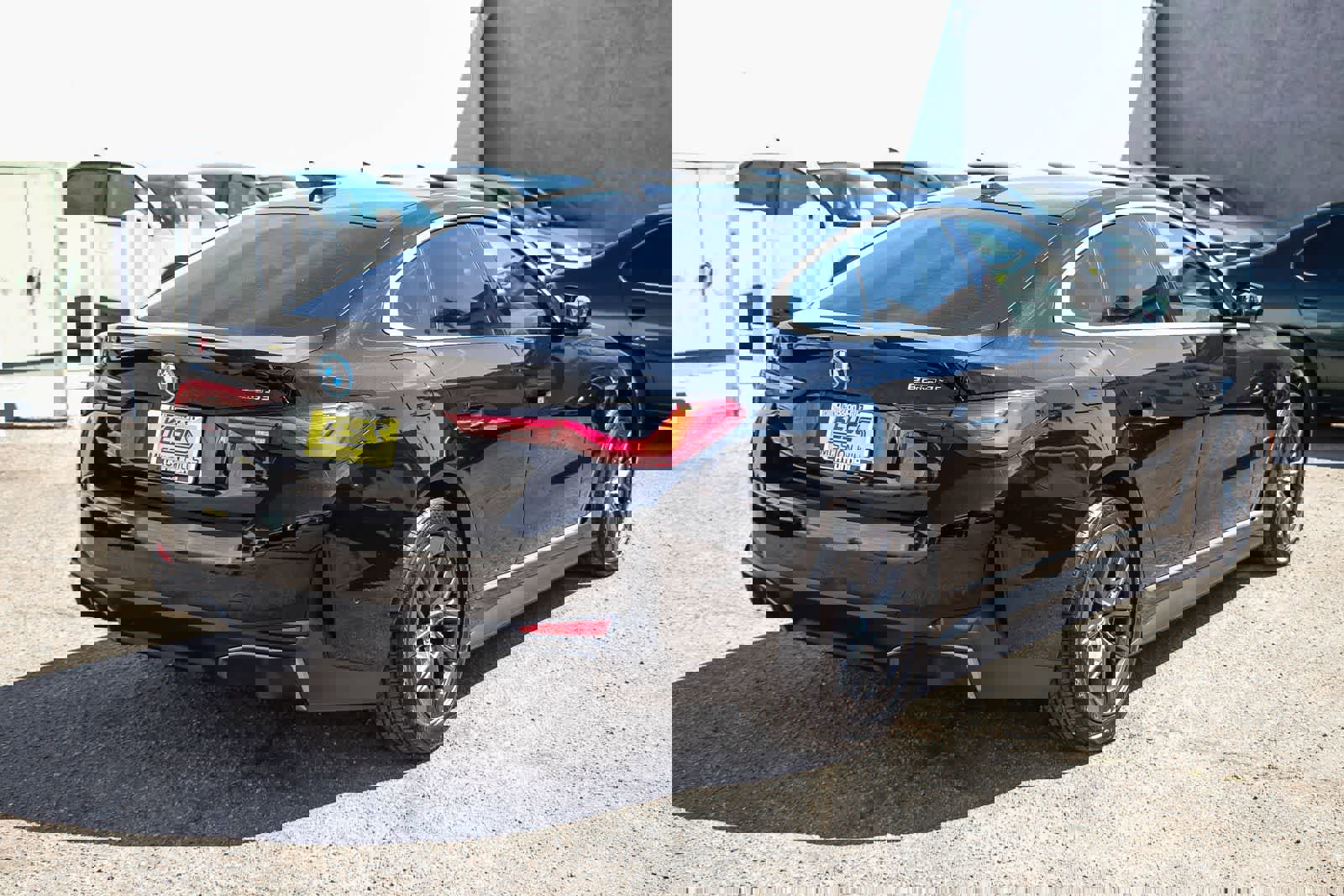 Used 2023 BMW i4 eDrive35 image 4