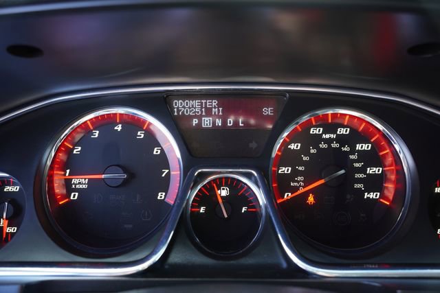 Used 2016 GMC Acadia SLE image 31