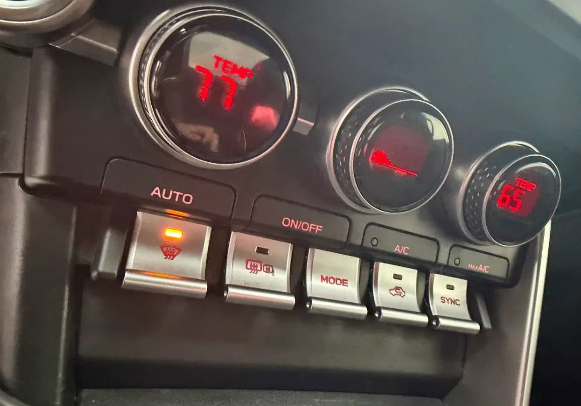 Used 2022 Toyota GR86 w/ ALL Weather Mat Package (TMS) image 13