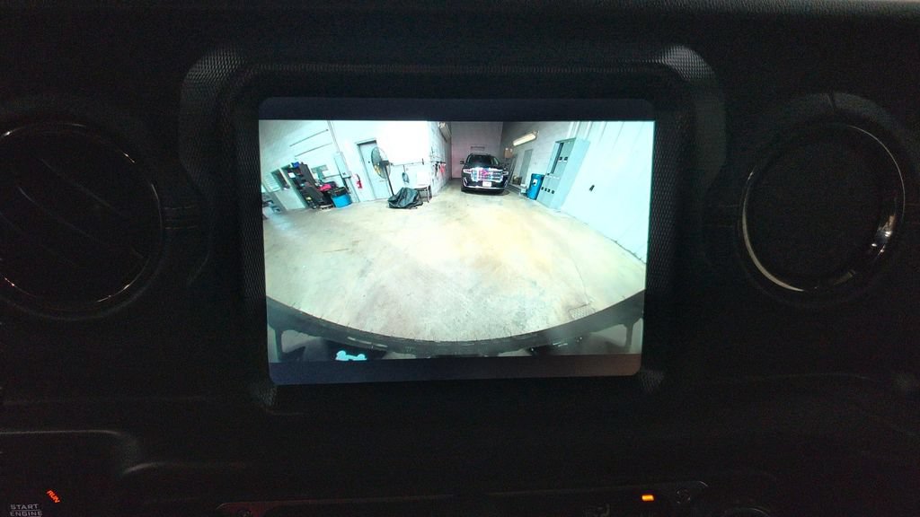 Used 2021 Jeep Wrangler Unlimited Sahara AWD/4WD image 13