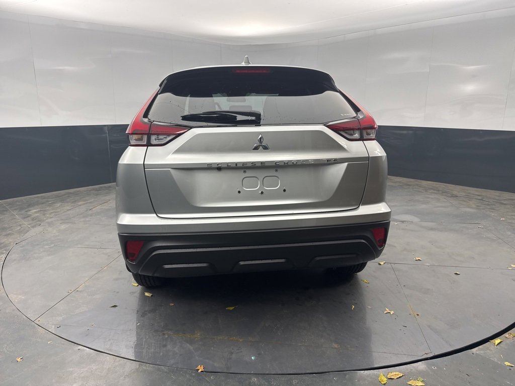 New 2026 Mitsubishi Eclipse Cross ES image 4