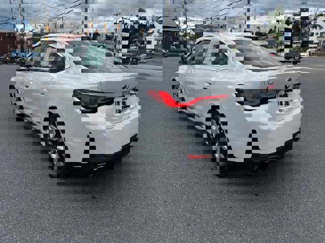 New 2025 BMW i4 xDrive40i image 5