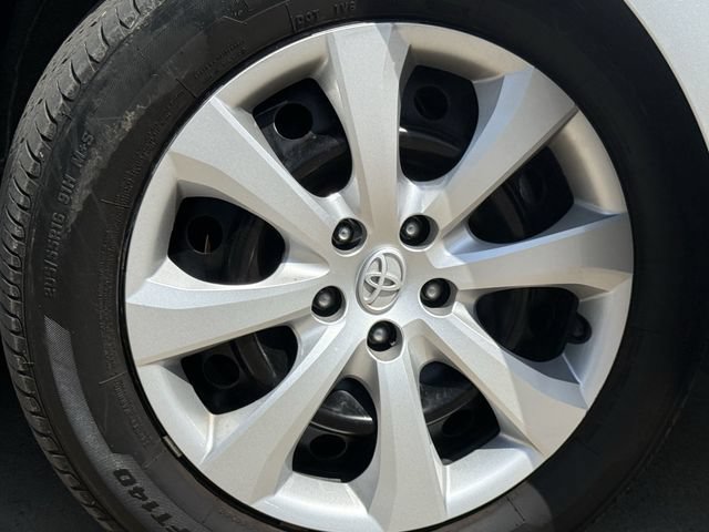Used 2025 Toyota Corolla LE FWD image 10