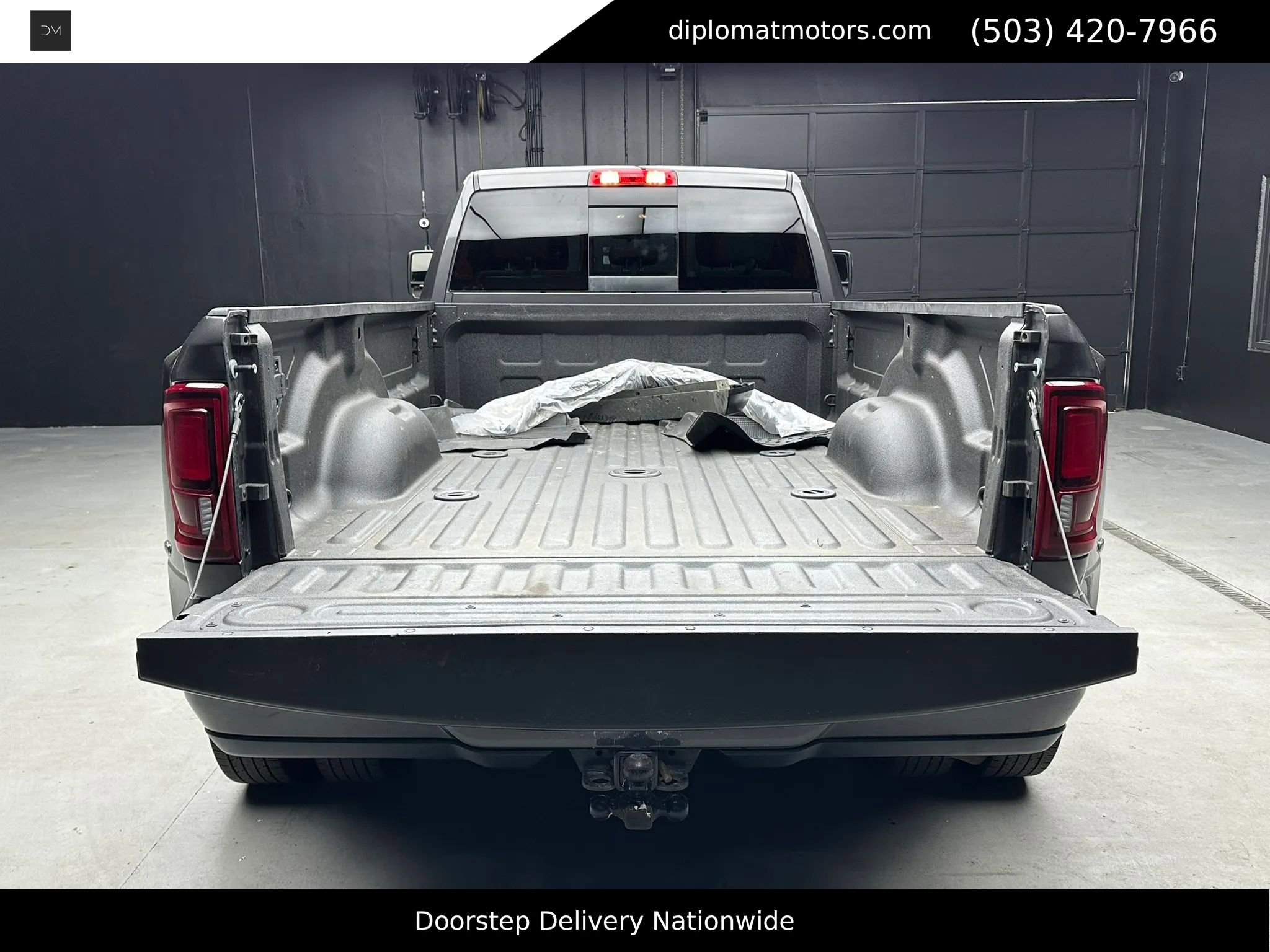 Used 2024 RAM 3500 Tradesman w/ Chrome Appearance Group image 48