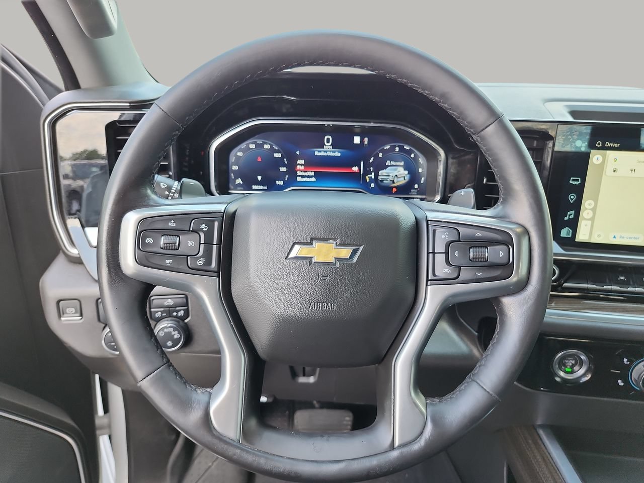Used 2022 Chevrolet Silverado 1500 LT RWD image 29