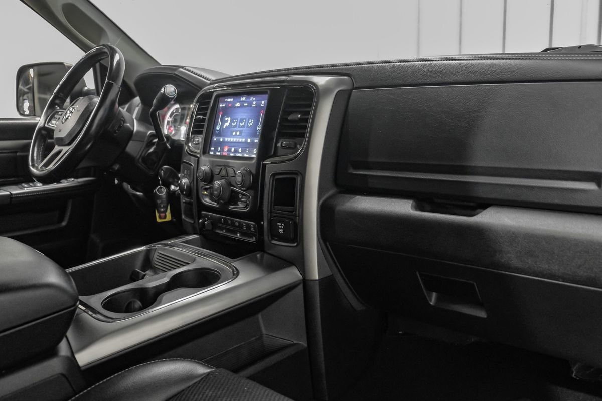 Used 2018 RAM 2500 Big Horn w/ Sport Appearance Group image 12