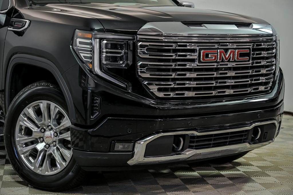 Used 2023 GMC Sierra 1500 Denali AWD/4WD image 2