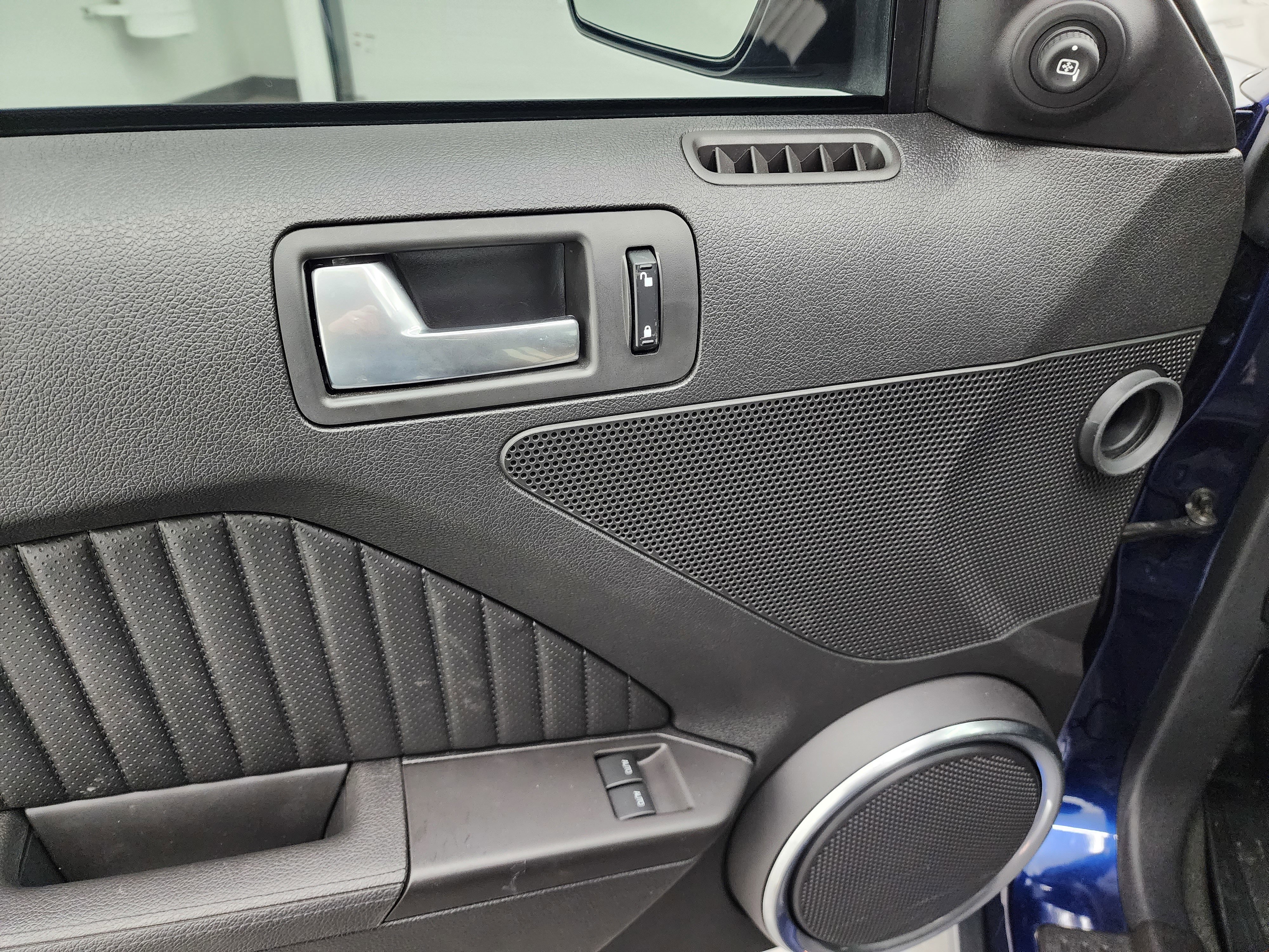 Used 2012 Ford Mustang Shelby GT500 image 55