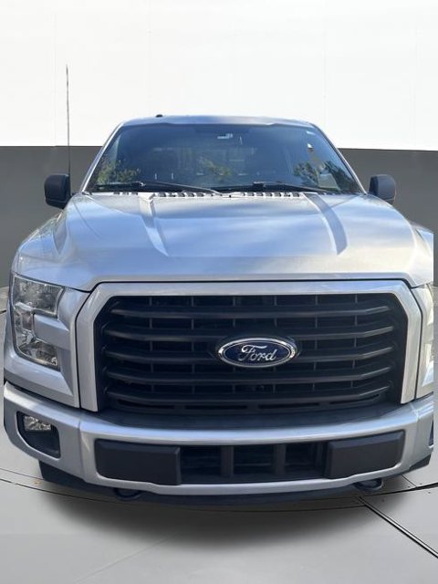 Used 2017 Ford F150 XLT w/ Equipment Group 302A Luxury AWD/4WD image 17