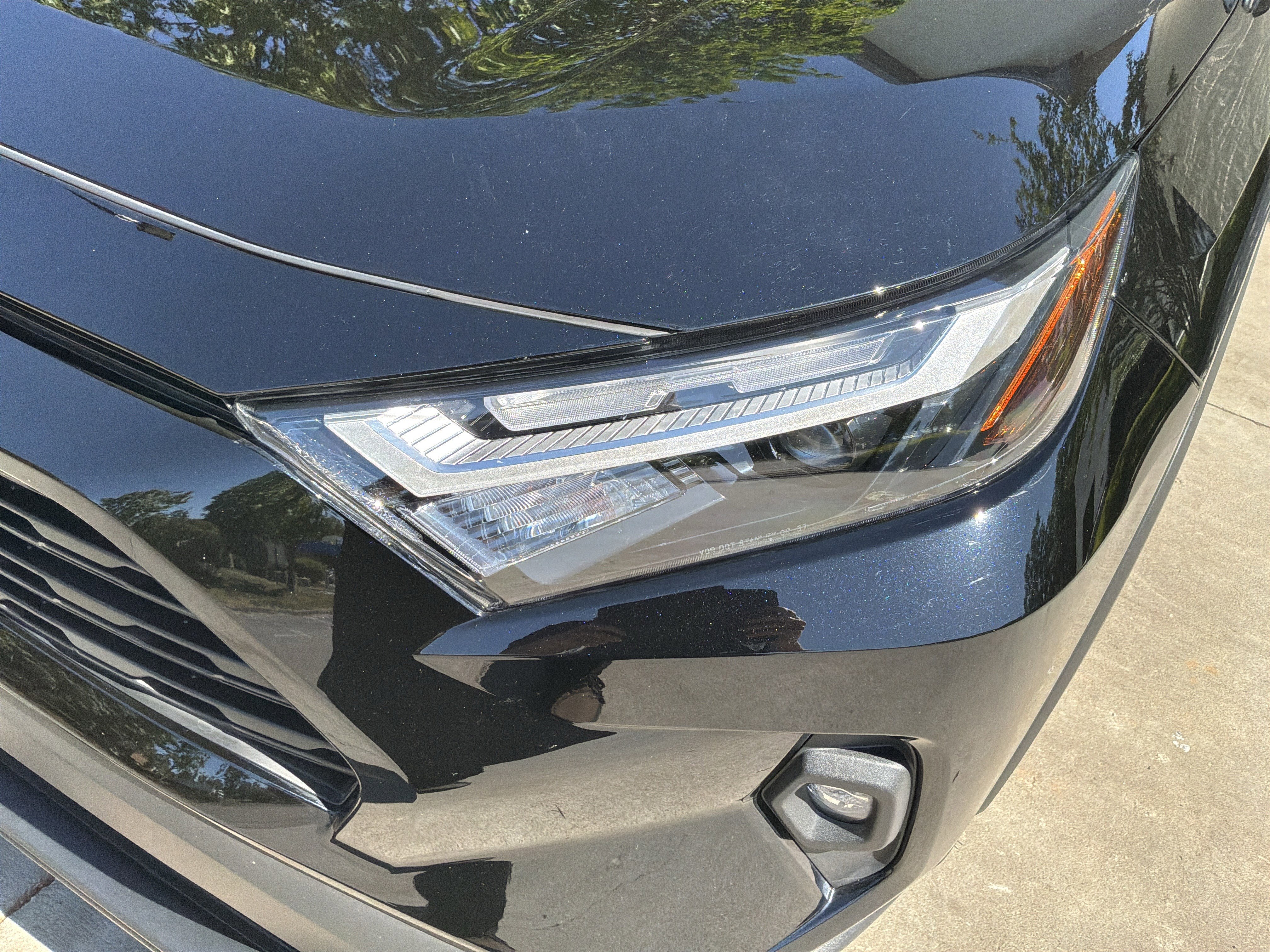 Used 2025 Toyota RAV4 XLE Premium AWD/4WD image 6