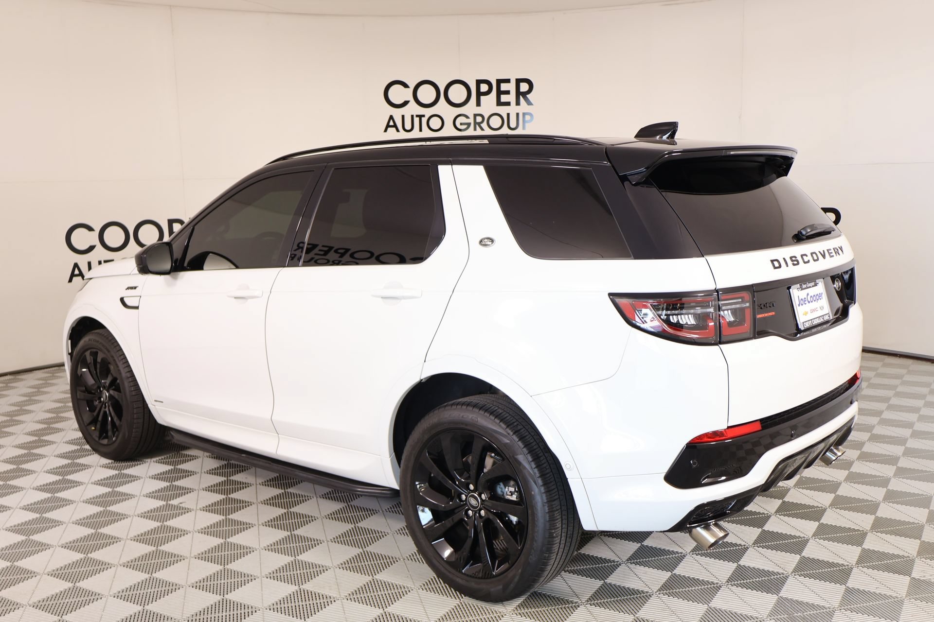 Used 2021 Land Rover Discovery Sport SE R-Dynamic AWD/4WD image 23