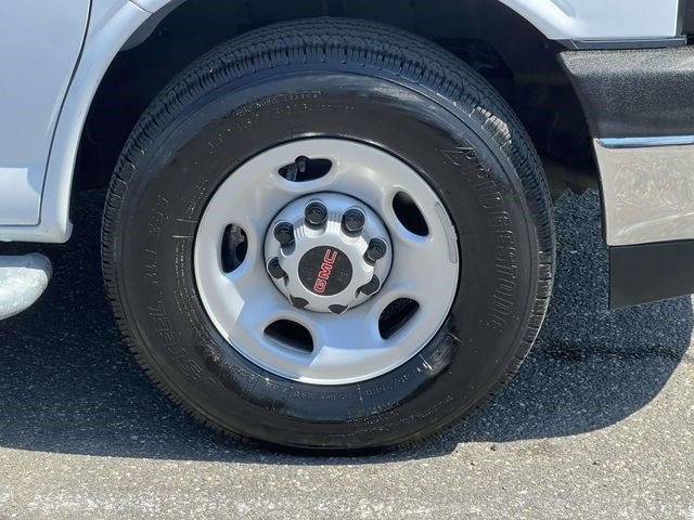 Certified 2024 GMC Savana 2500 w/ Driver Convenience Package image 17