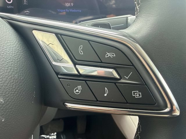 Used 2024 Buick Envision Avenir AWD/4WD image 21