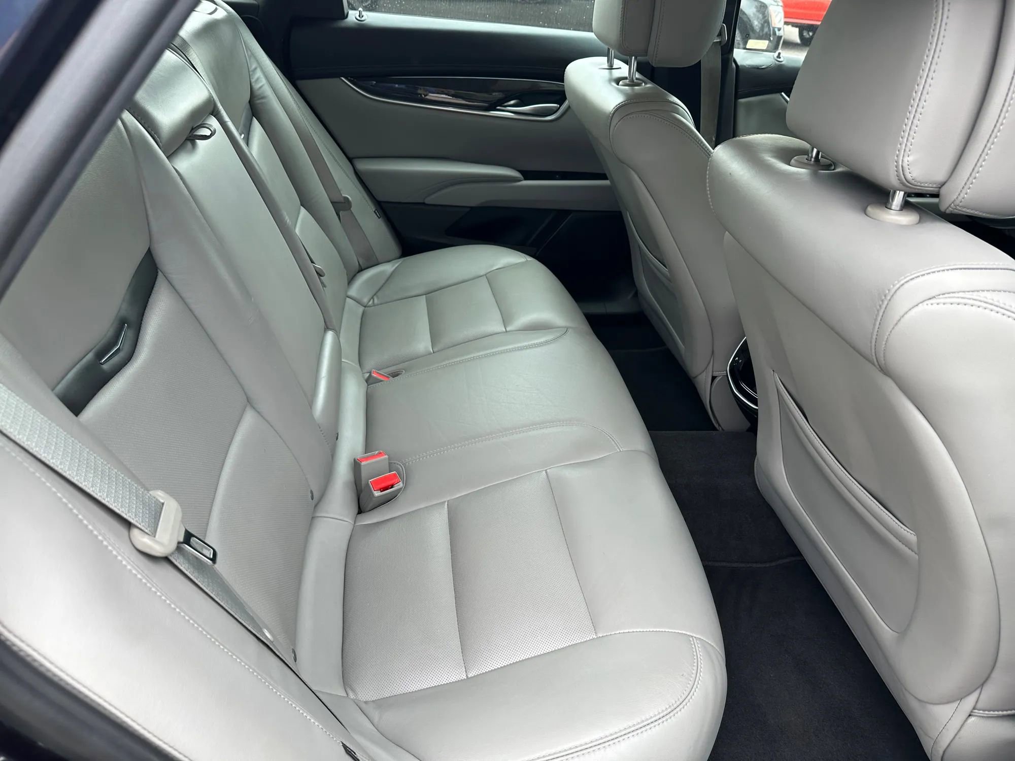 Used 2013 Cadillac XTS Luxury w/ Driver Awareness Package image 16