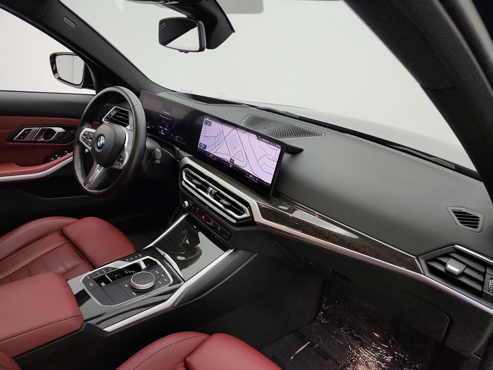Used 2023 BMW 330i xDrive Sedan w/ M Sport Package AWD/4WD image 24
