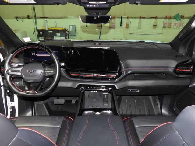 Used 2025 Chevrolet Silverado EV RST AWD/4WD image 41
