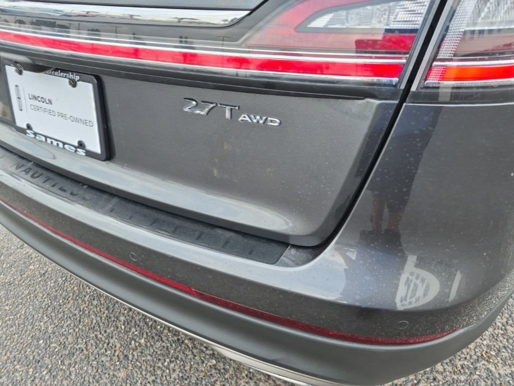 Used 2020 Lincoln Nautilus Reserve w/ Cargo Utility Package AWD/4WD image 19