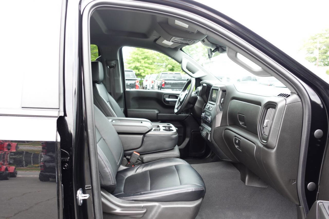 Used 2023 Chevrolet Silverado 1500 Custom w/ LPO, Dark Essentials Package AWD/4WD image 33