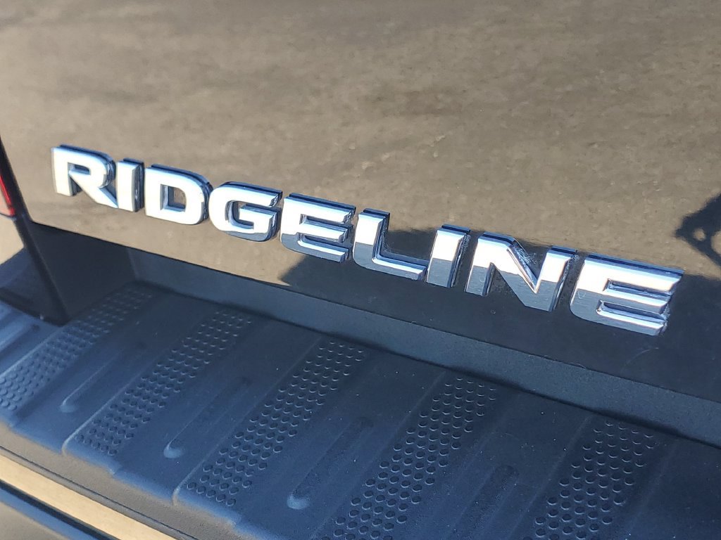 Used 2017 Honda Ridgeline Black Edition image 32