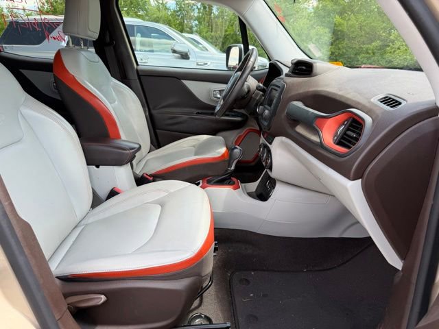 Used 2015 Jeep Renegade Limited FWD image 5