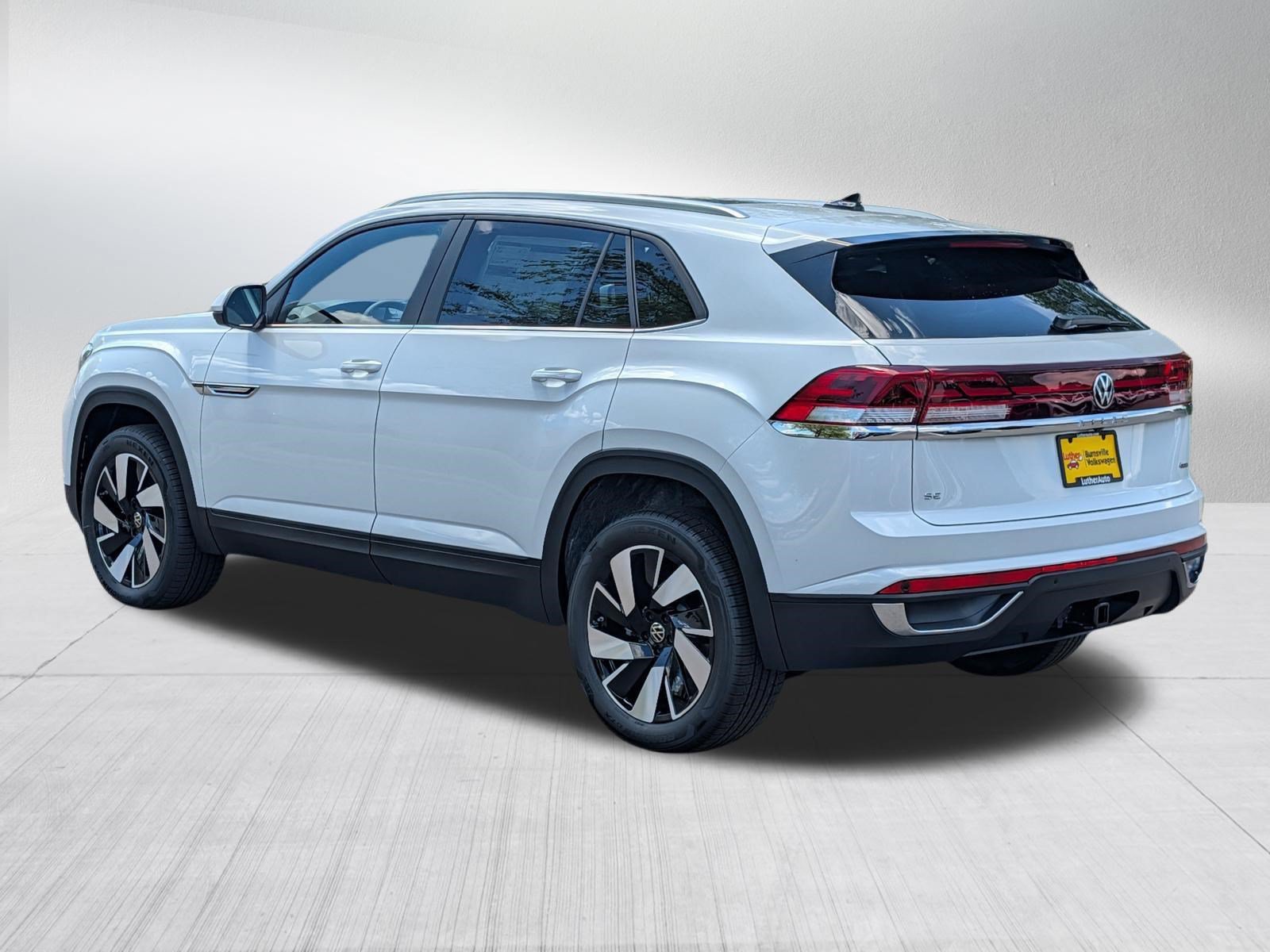 New 2026 Volkswagen Atlas Cross Sport SE AWD/4WD image 3