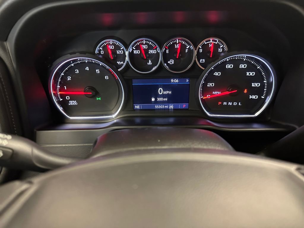 Used 2021 Chevrolet Silverado 2500 LT w/ Convenience Package AWD/4WD image 22