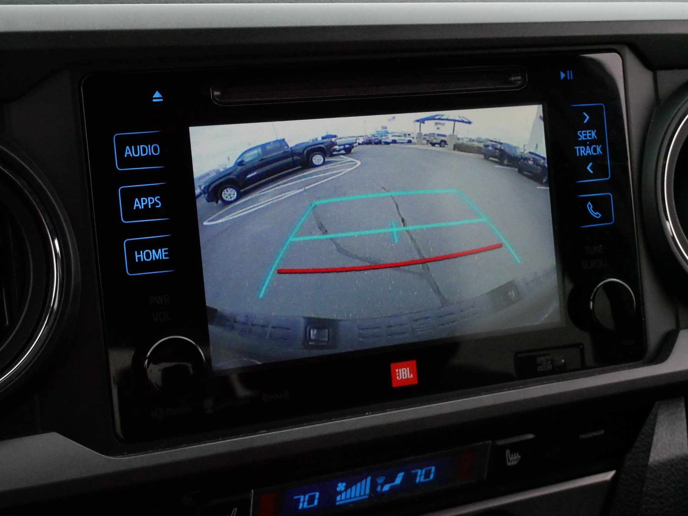 Used 2017 Toyota Tacoma TRD Off-Road AWD/4WD image 30